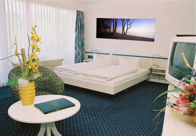 Hotel & Restaurant Seebruecke Zingst Extérieur photo